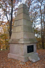 Findorff-Denkmal zu Ehren des fr�heren Moorkommissars J�rgen Christian Findorff