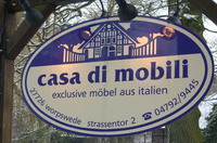 Schild vom casa di mobili