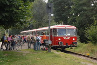 Der Moorexpress bei der Ankunft am Bahnhof Worpswede