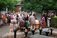 Musik-Performance beim Open-Air-Galerien-Fest