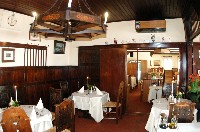 M�bel im historischen K�nstlerzimmer im ehemaligen Hotel �Stadt Bremen� (heute "Ristorante da Angelo"), das nach Entw�rfen des Malers Heinrich Vogeler, die sein Bruder Franz in einer Tischlerei herstellte, eingerichtet wurde