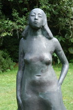 Skulptur von Bernhard Hoetger auf dem Grundst�ck vom "Kreativen Haus"