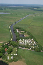 Zugbr�cke und Campingplatz in Neu Helgoland direkt an der Hamme