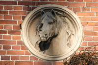 Pferdekopf an der Au�enfassade des Monseeshofes