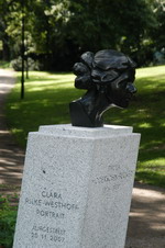 B�ste von Paula Modersohn-Becker in Bremen, die von Freundin Clara Rilke-Westhoff entworfen wurde