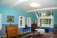 Gro�es Atelierfenster in der Ferienwohnung Paula