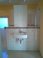 Fliesen im Badezimmer: Gelegt durch H.H. Wendelken (Maurer- und Reparaturarbeiten, Fliesen-, Platten- und Mosaikleger)