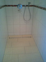 Fliesenverlegung in der Dusche durch H.H. Wendelken (Maurer- und Reparaturarbeiten, Fliesen-, Platten- und Mosaikleger)