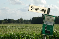 Stra�enschild vom Susenbarg auf dem Weyerberg