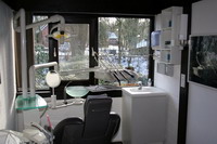 Behandlungsraum der zahn�rztlichen Gemeinschaftspraxis B�se