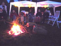 Fest und Lagerfeuer