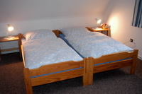 Ferienwohnung1: Claus-Ferienwohnung (Renate Claus) im K�nstlerdorf Worpswede, Fichtenweg 28, Tel.: 04792/7943, Mobil: 0175/7085718, Homepage: www.worpsweder-ferienwohnungen.de