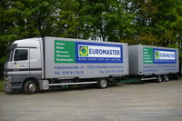 Die Fahrschule Raimund B�lke bildet auch auf dem LKW (mit Anh�nger) aus