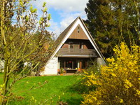 R�ckansicht vom Ferienhaus am Weyerberg, Zum Rundesahl 11, Kontakt und Buchung �ber Immobilien Ute Jung e.K., Tel.: 04792/4806, Fax.: 04792/3406, Mail: info@ferienhaus-weyerberg.de, Homepage: www.ferienhaus-weyerberg.de