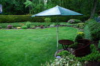 Die Sitzecke der Ferienwohnung B�schen im Garten