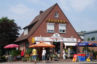 Gesch�ft in der Gemeinde Grasberg beim Sommerbl�tenfest