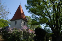 Die Truper Kapelle gegen�ber der Kunstschau W�mme W�rpe Hamme (1. Vorsitzender: Hans Adolf Cordes), Kunststiftung Lilienthal, Trupe 6, 28865 Lilienthal, Tel.: 04298/6185 + 04298/907641 (Kunst-Caf�), Fax.: 04298/697782, Mail (Webmaster): wolfram-eilers@t-online.de, Homepage: www.kunststiftung-lilienthal.de