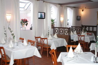 Sotto Piano (italienische und sardische Spezialit�ten - Gesch�ftsf�hrer: Alessio Pani), Osterweder Str. 21 (Alte Molkerei), Tel.: 04792/9564266, Mail: mail@sottopiano.de, Homepage: www.sottopiano.de