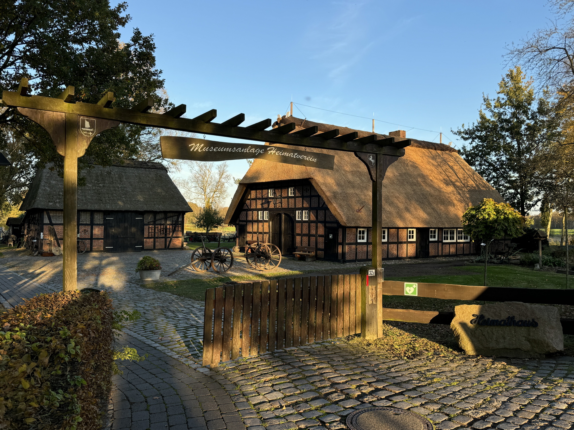 Bild zu Hambergen - Weinfest an der Museumsanlage Ströhe-Spreddig
