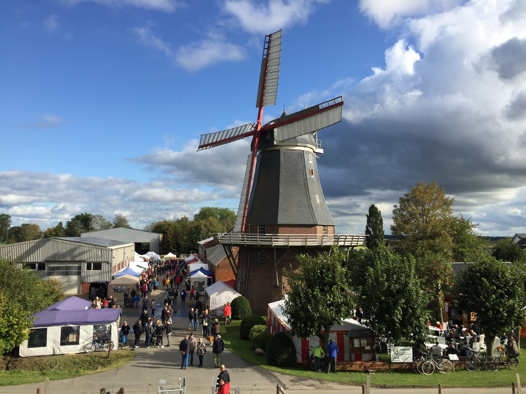 Bild zu Schwanewede - Bauern- und Kunsthandwerkermarkt (Mühle Aschwarden)