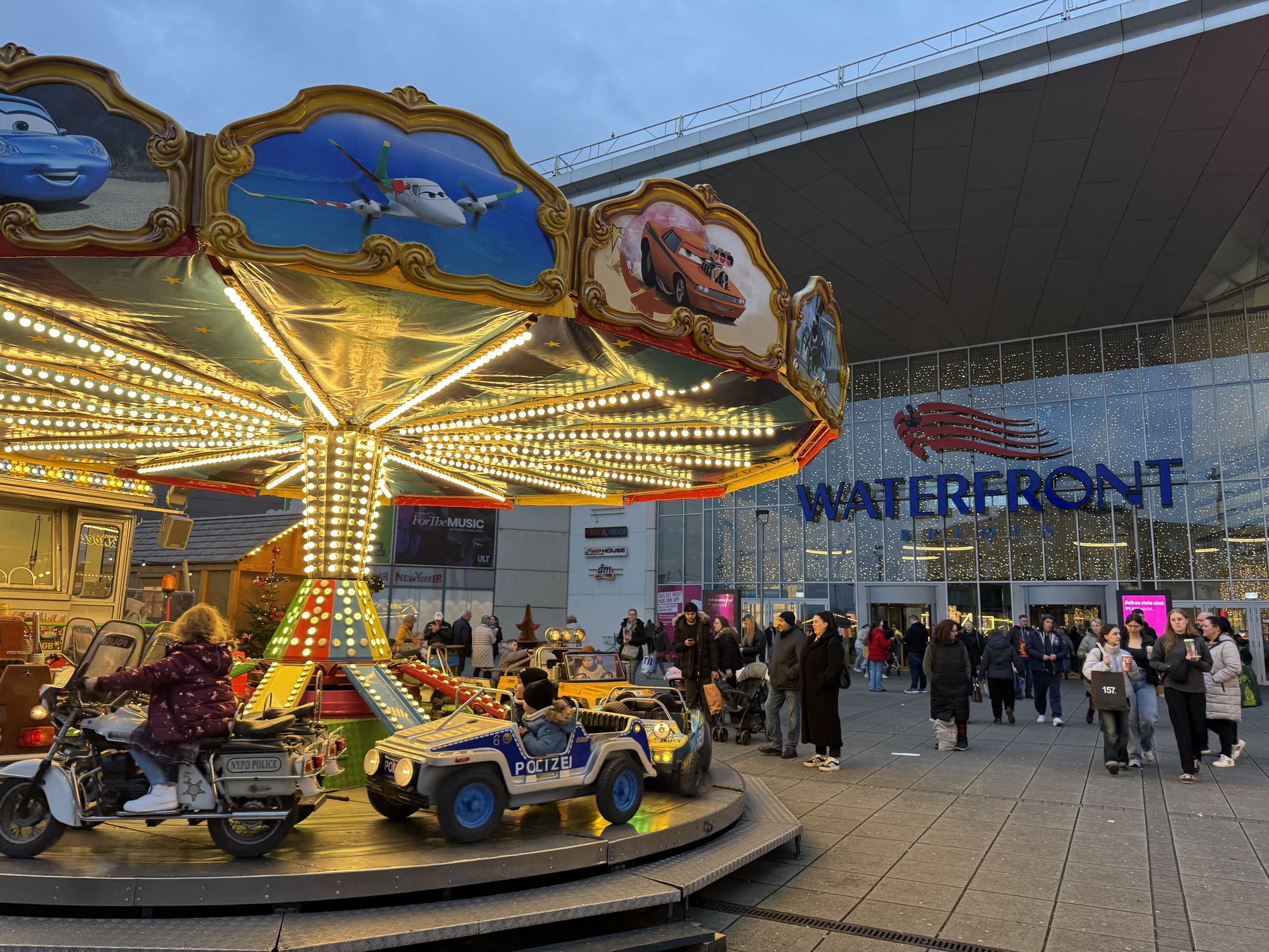 Ausflugstipp: Bremen - Weihnachtsmarkt an der Waterfront