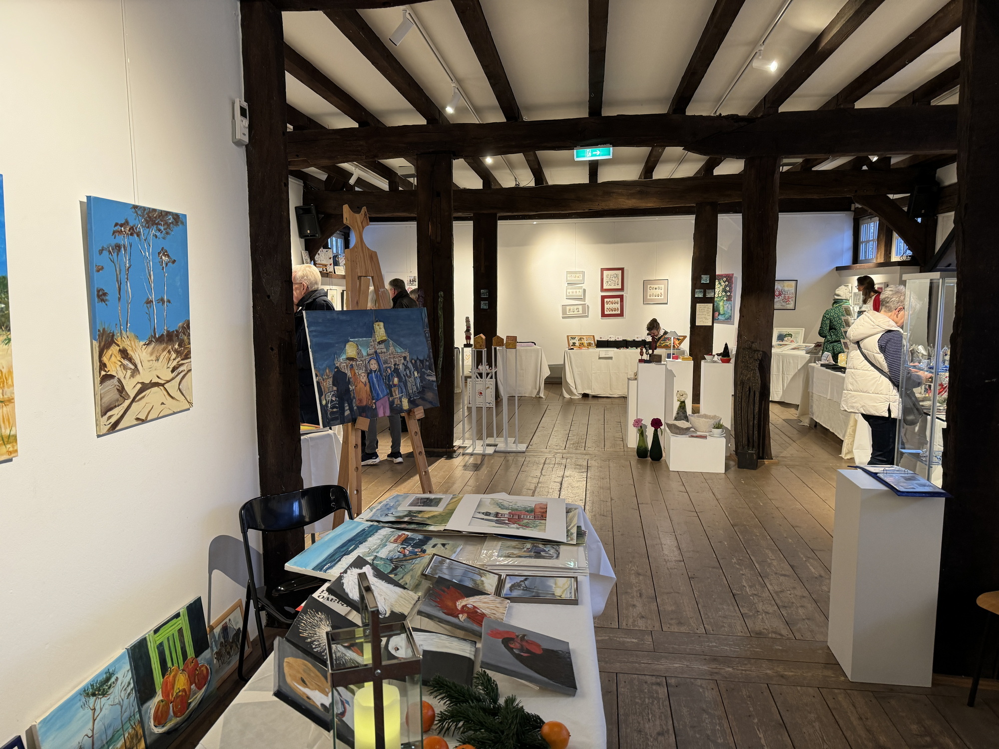 Bild zu Osterholz-Scharmbeck - Weihnachtsausstellung -Kunst als Geschenk- des Kunstvereins Osterholz auf Gut Sandbeck