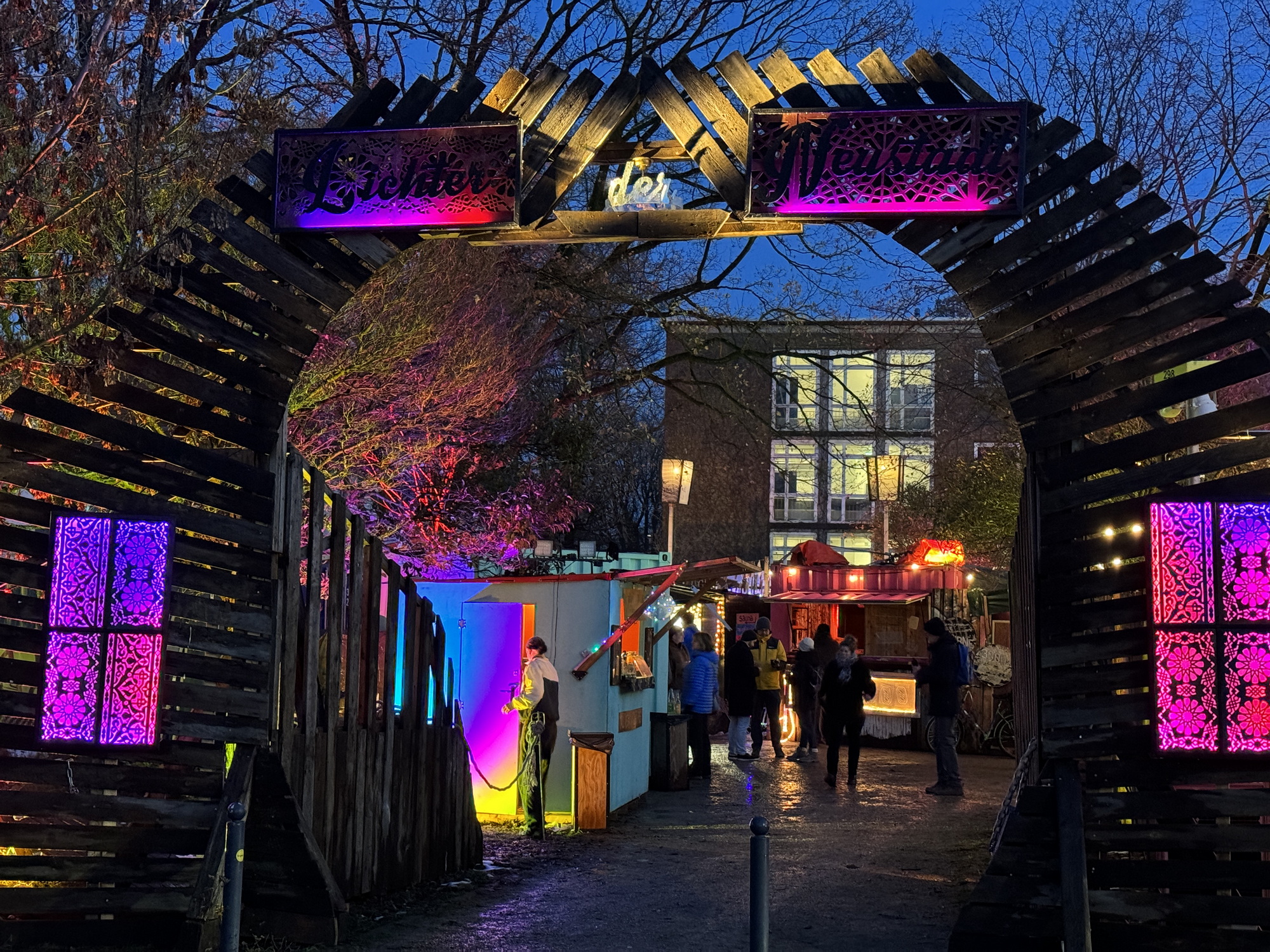 Bild zu Ausflugstipp: Bremen - Lichter der Neustadt