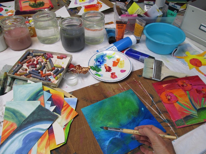 Bild zu Kinder-Ferien-Kunstwerkstatt im März in der LebensKunstschule