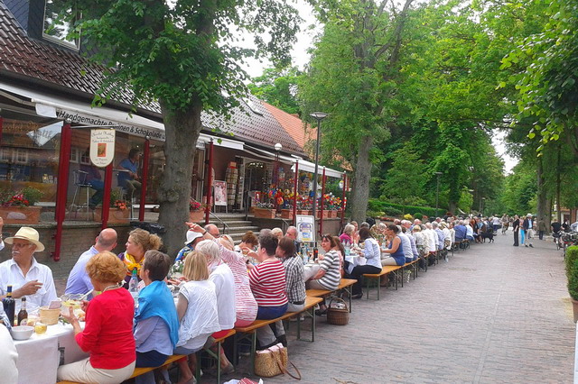 Bild zu Worpswede - Bergfest zum Mittsommer in der Bergstrasse