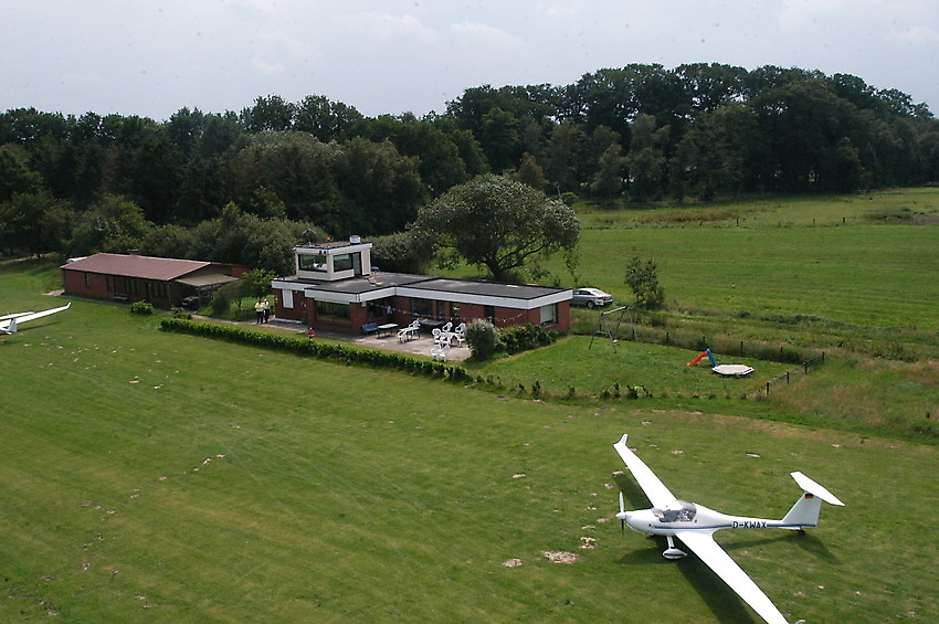 Flugplatz Hüttenbusch (Luftsportclub Niederweser e.V.)