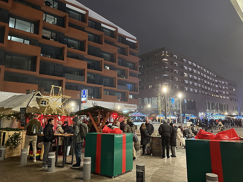 Ausflugstipp: Hamburg - Weihnachtsmarkt Hamburg HafenCity – Bild 8